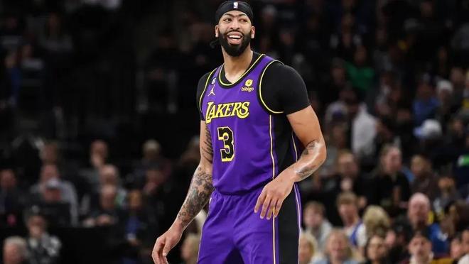 尴尬境地 尴尬境地