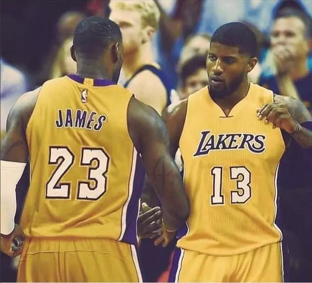 既影响纵深 既影响纵深